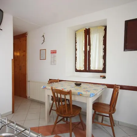 Διαμέρισμα By The Sea Nerezine, Losinj - 3479 *